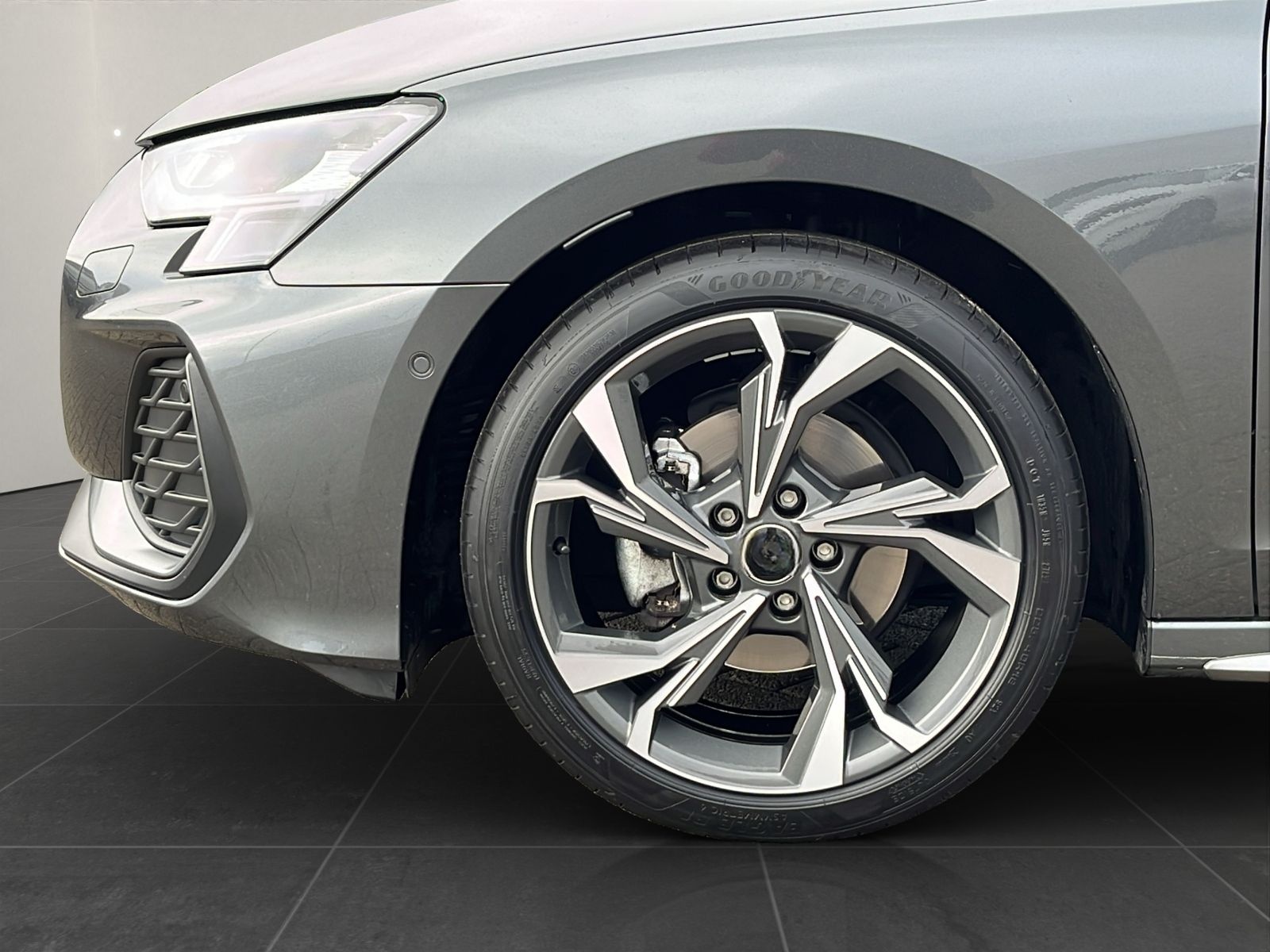 Audi A3 Limousine 35 1.5 TFSI S line foto 16