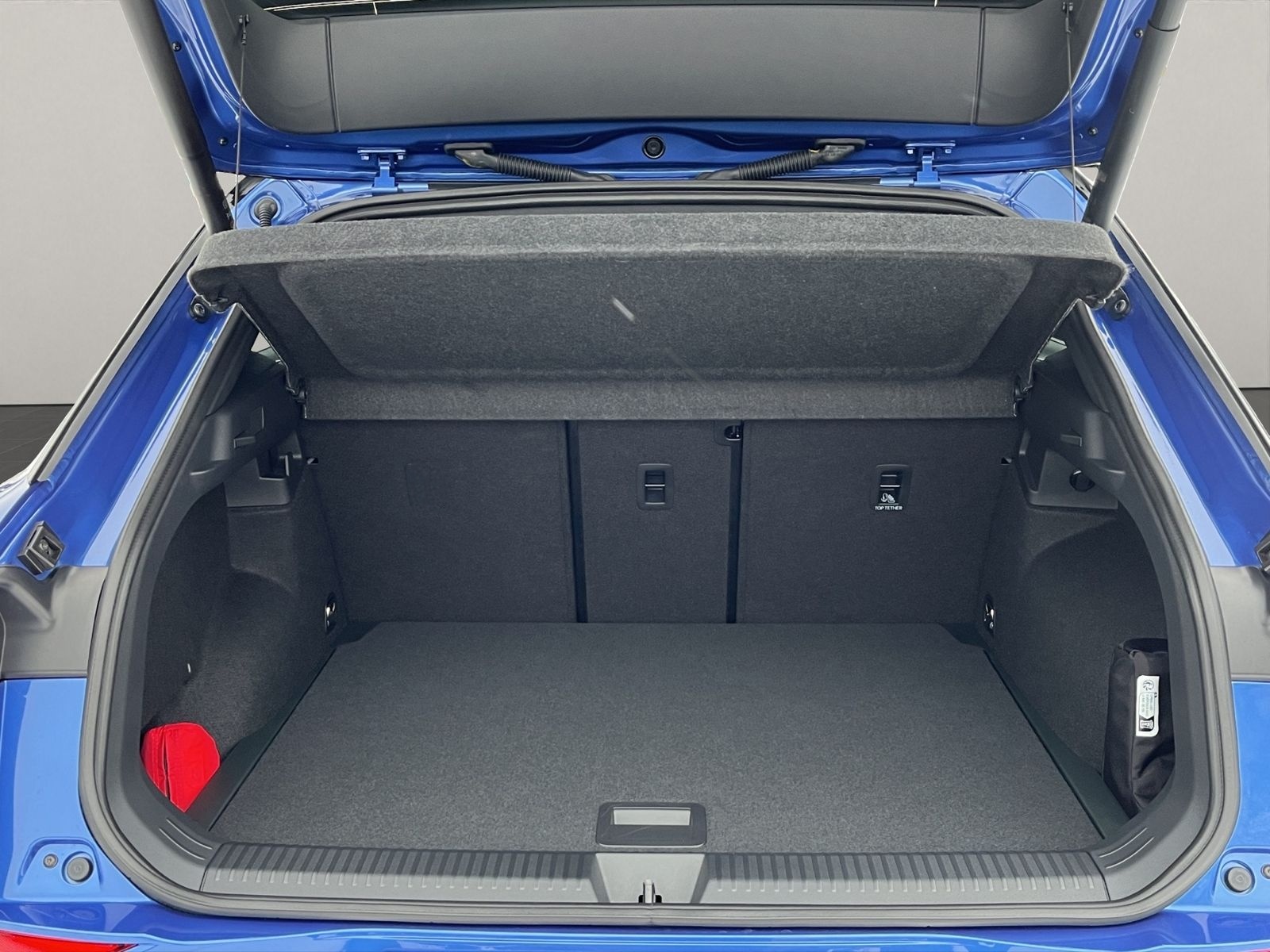 Volkswagen T-Roc  1.5 eTSI OPF, R-Line, DSG foto 9
