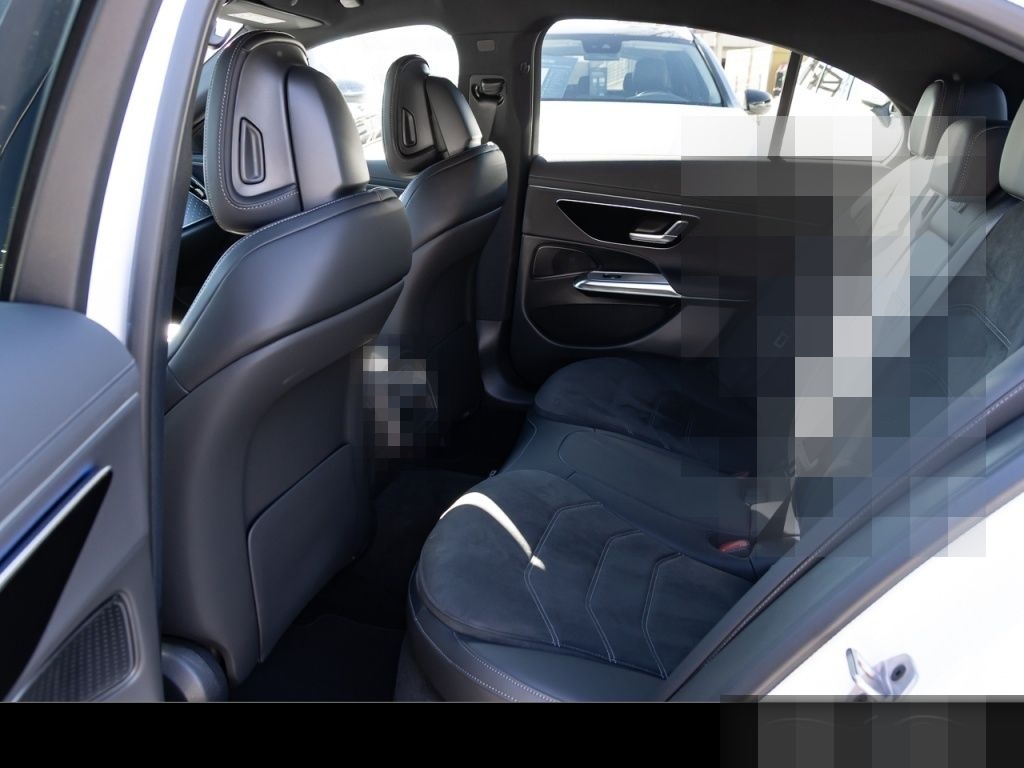 Mercedes-Benz E 220 d 4M AMG Line *AIRMATIC*Distr*TotW*360*LED foto 10