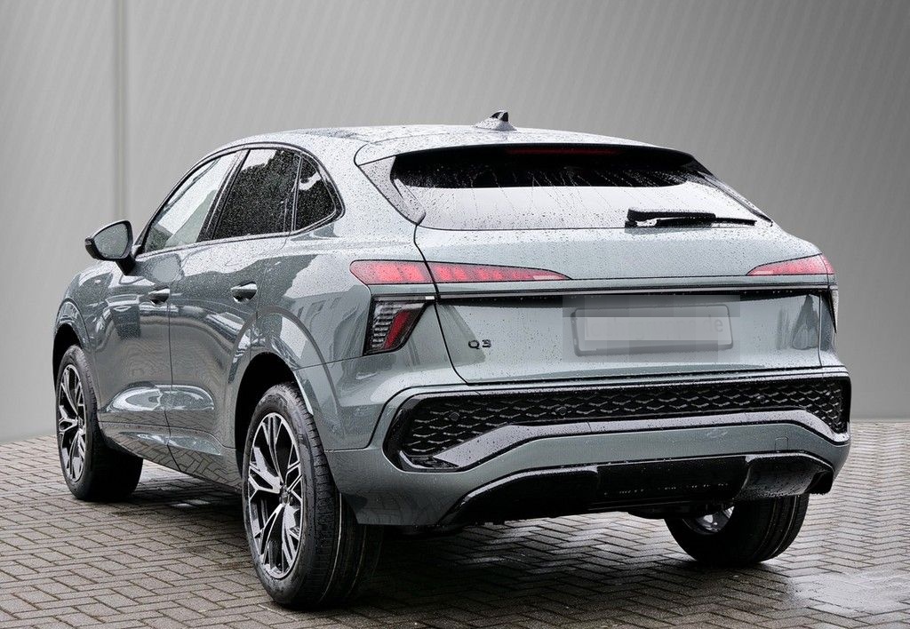 Audi Q3 UPE br. 65.430,- Sportback TFSI S tronic 110  foto 4