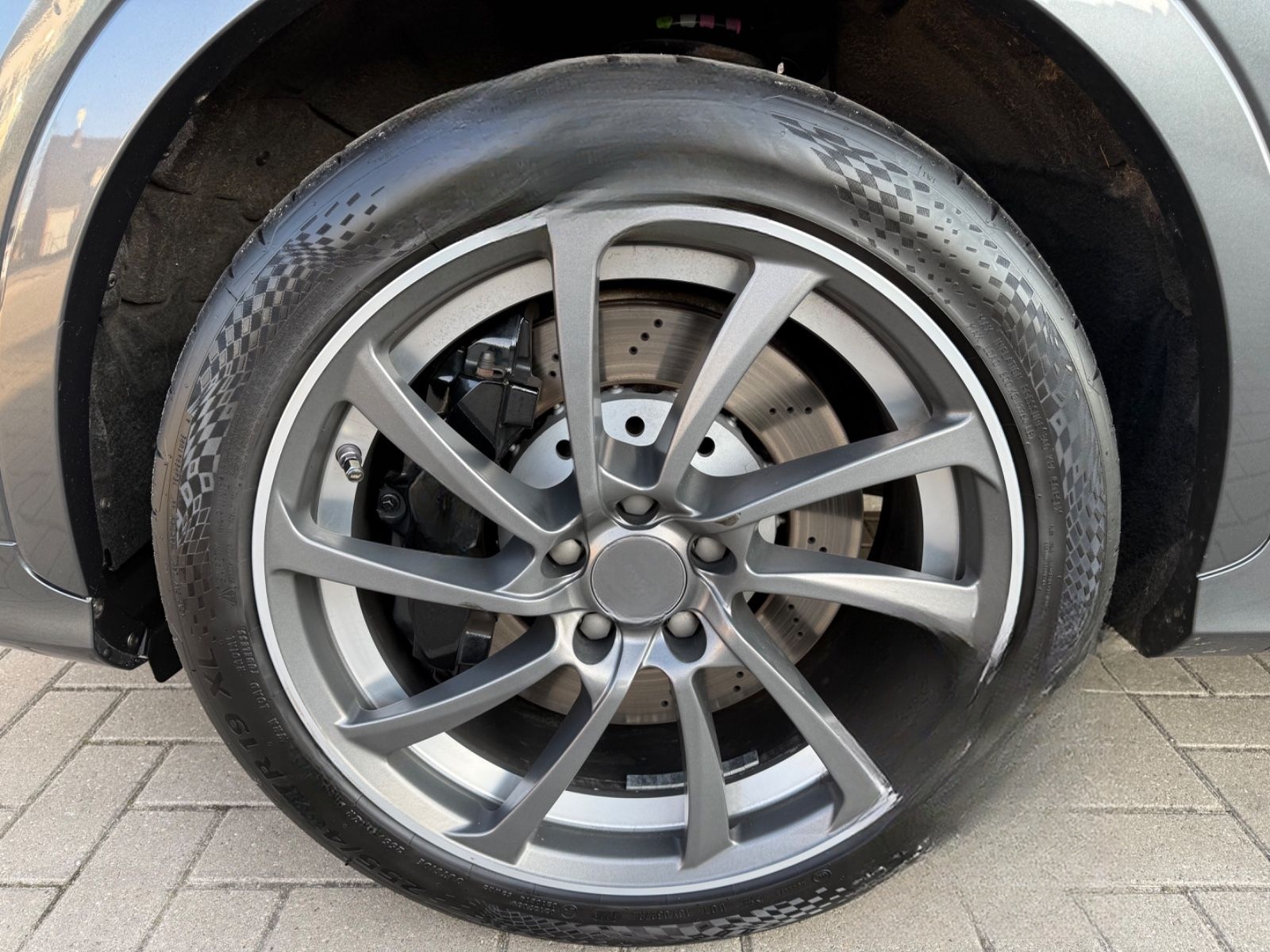 Audi RSQ3 2.5 TFSI quattro foto 7