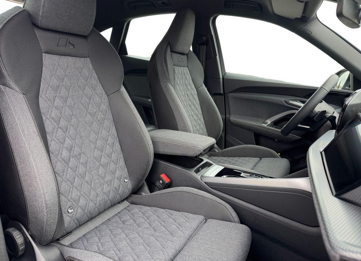 Audi Q5 Sportback 40 TDI quattro S-LINE NEUES MODELL foto 15