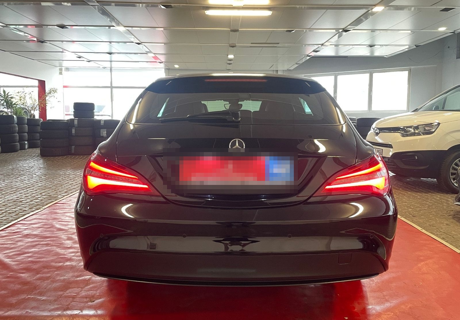 Mercedes-Benz CLA 180 d Shooting Brake *1. Hd.+ SH+ LED+ Navi foto 7