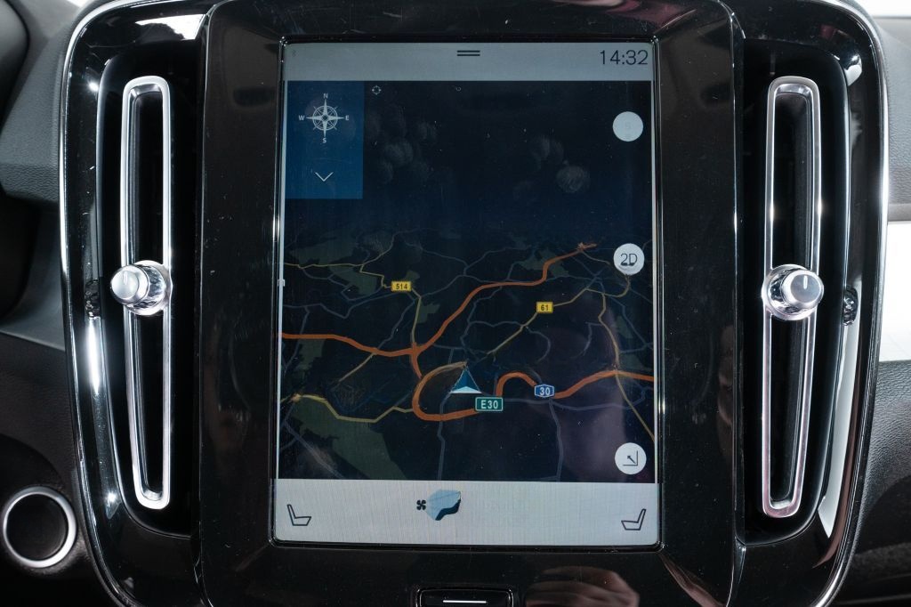 Volvo XC40 T4 Geartronic Momentum foto 16