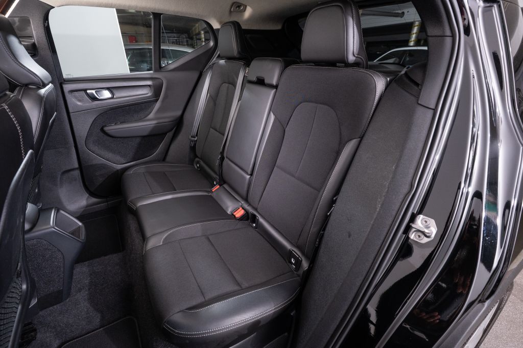 Volvo XC40 T4 Geartronic Momentum foto 18