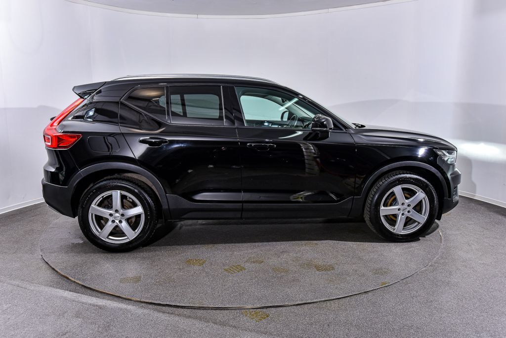 Volvo XC40 T4 Geartronic Momentum foto 4