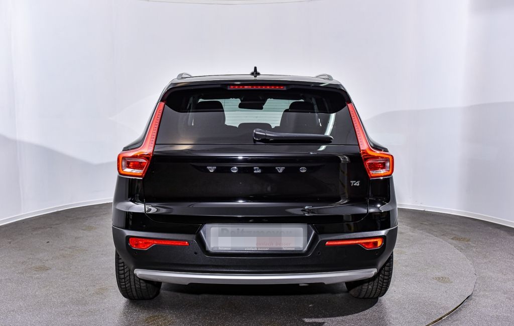 Volvo XC40 T4 Geartronic Momentum foto 6