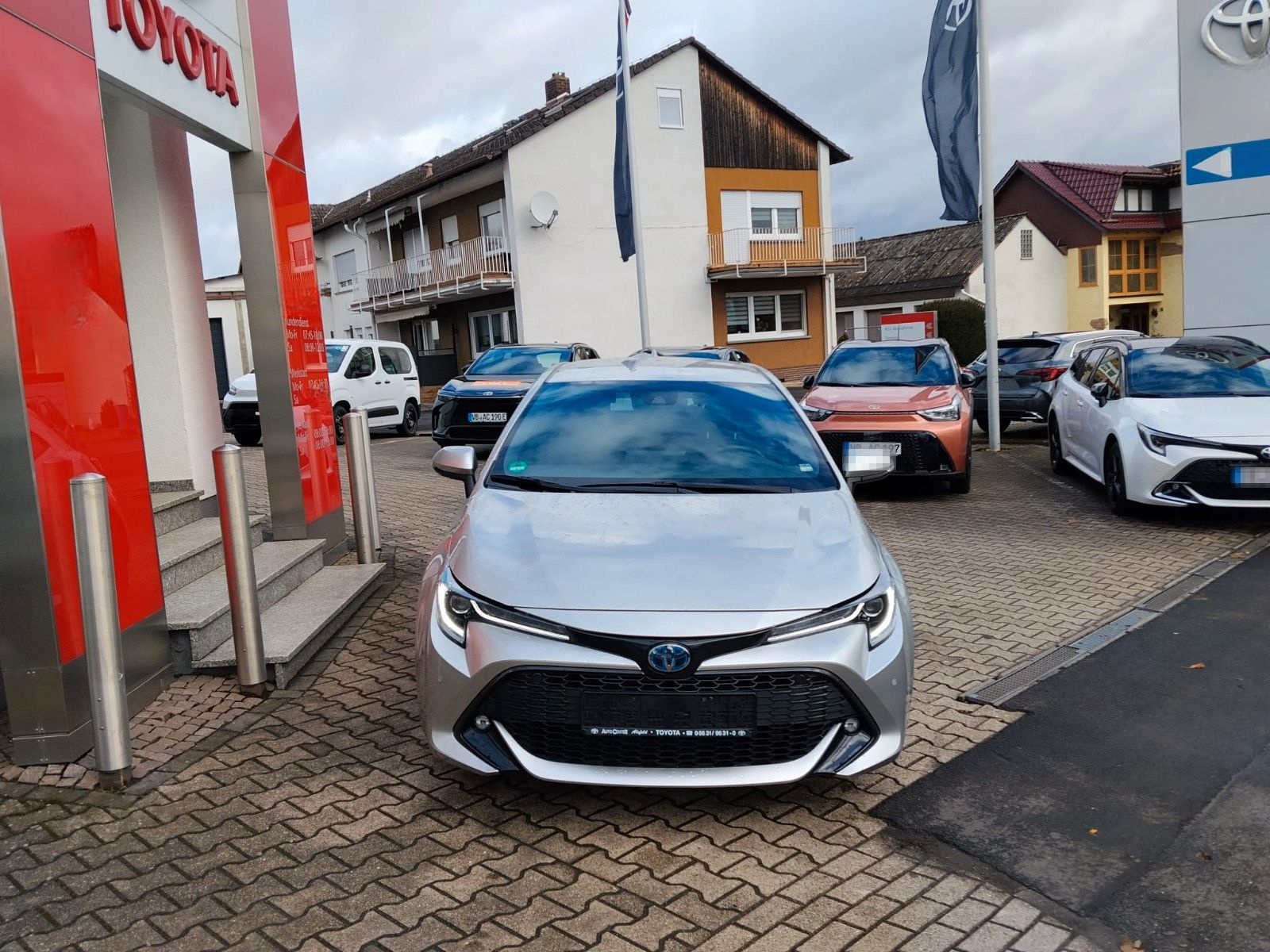 Toyota Corolla Hybrid Team D foto 4