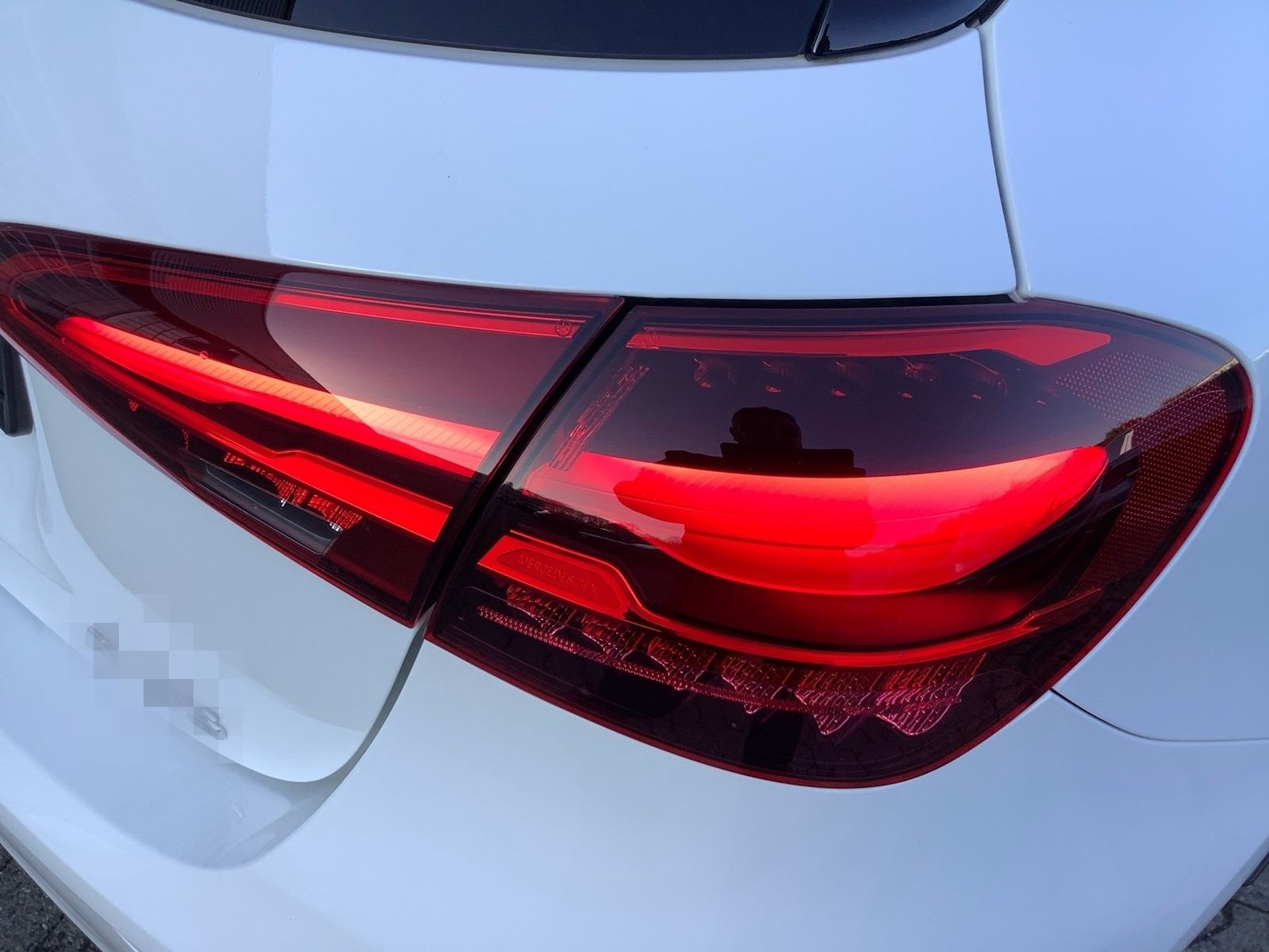 Mercedes-Benz A 35 AMG 4M PANO+DISTRONIC+TOTW+AMBIENTE+360° foto 11