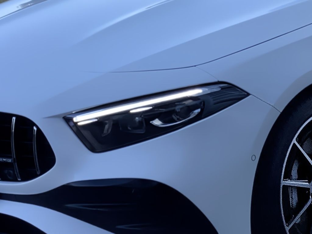 Mercedes-Benz A 35 AMG 4M PANO+DISTRONIC+TOTW+AMBIENTE+360° foto 3