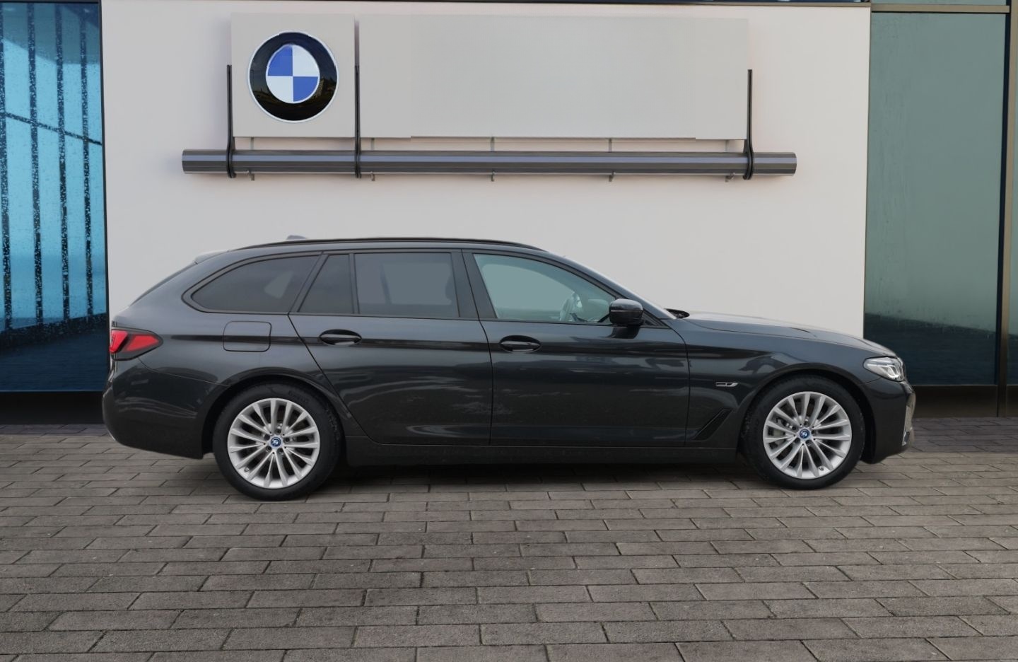 BMW 530 e Touring Luxury Line LASER+LEDER+NAVI+H&K foto 7