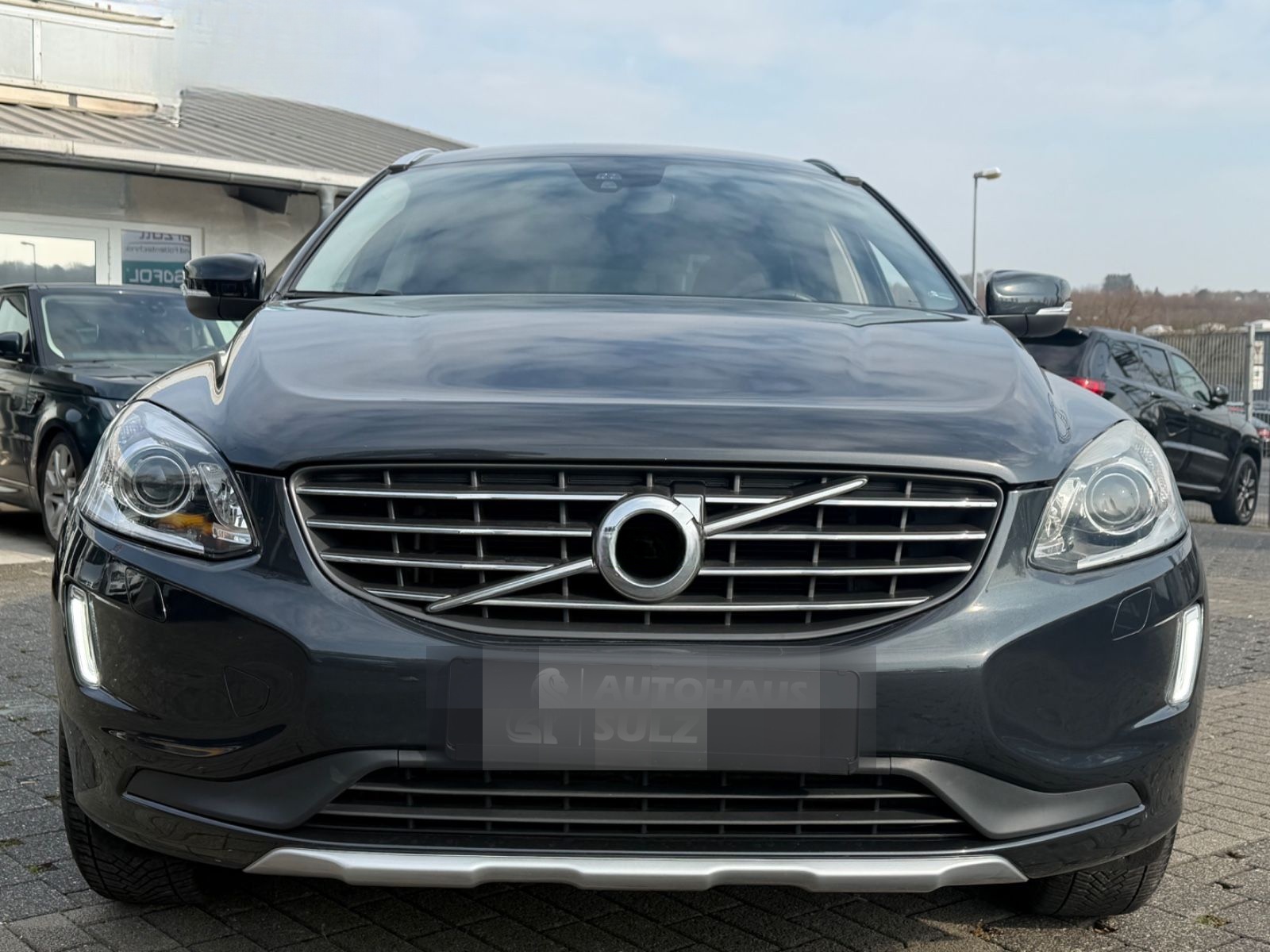 Volvo XC60 D3 Dynamic/Leder/Navi/Xenon/6-Gang foto 3