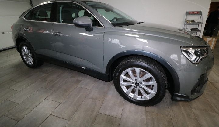 Audi Q3 Sportback 45 TFSIe S tronic LED foto 2
