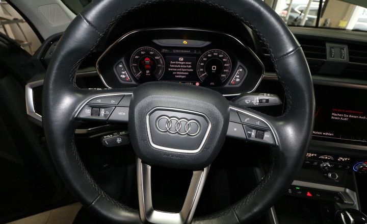 Audi Q3 Sportback 45 TFSIe S tronic LED foto 12