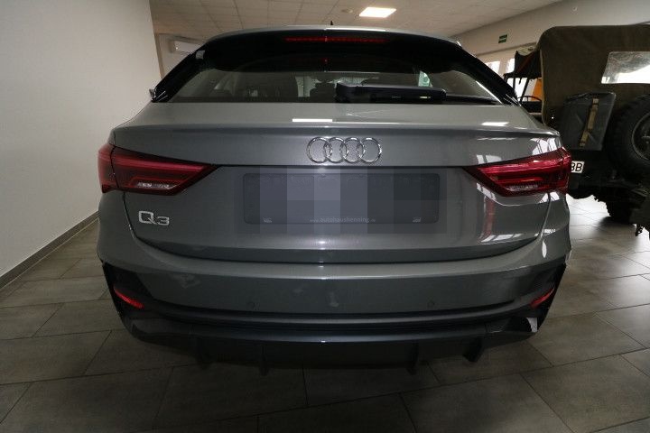 Audi Q3 Sportback 45 TFSIe S tronic LED foto 4