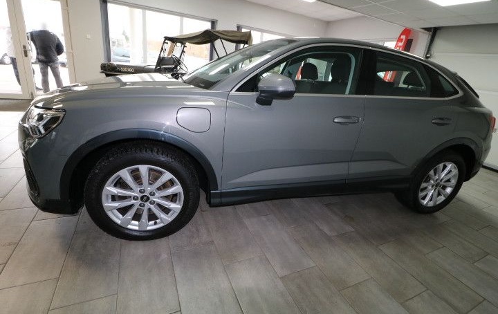 Audi Q3 Sportback 45 TFSIe S tronic LED foto 6