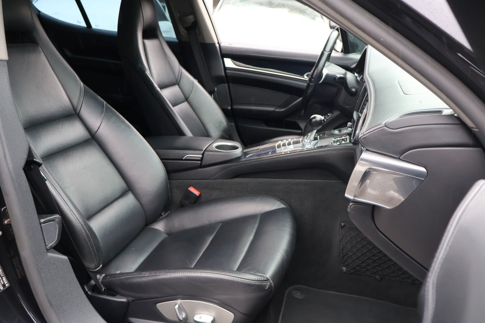 Porsche Panamera 4S/PDC/NAVI/BOSE/BI-XENON foto 18