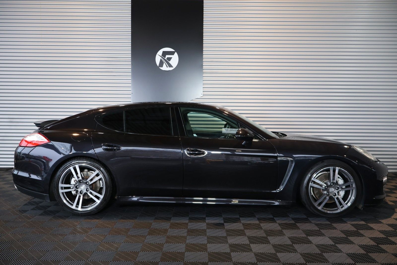 Porsche Panamera 4S/PDC/NAVI/BOSE/BI-XENON foto 5