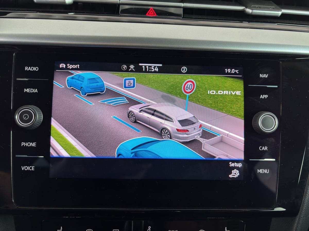 Volkswagen Arteon Shootingbrake 2.0 TDI R-Line DSG LEDER foto 23