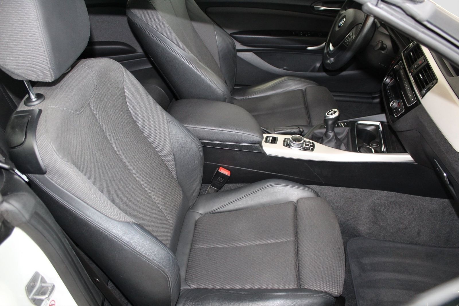 BMW 218 Cabrio d Advantage Business PDC TLeder foto 14