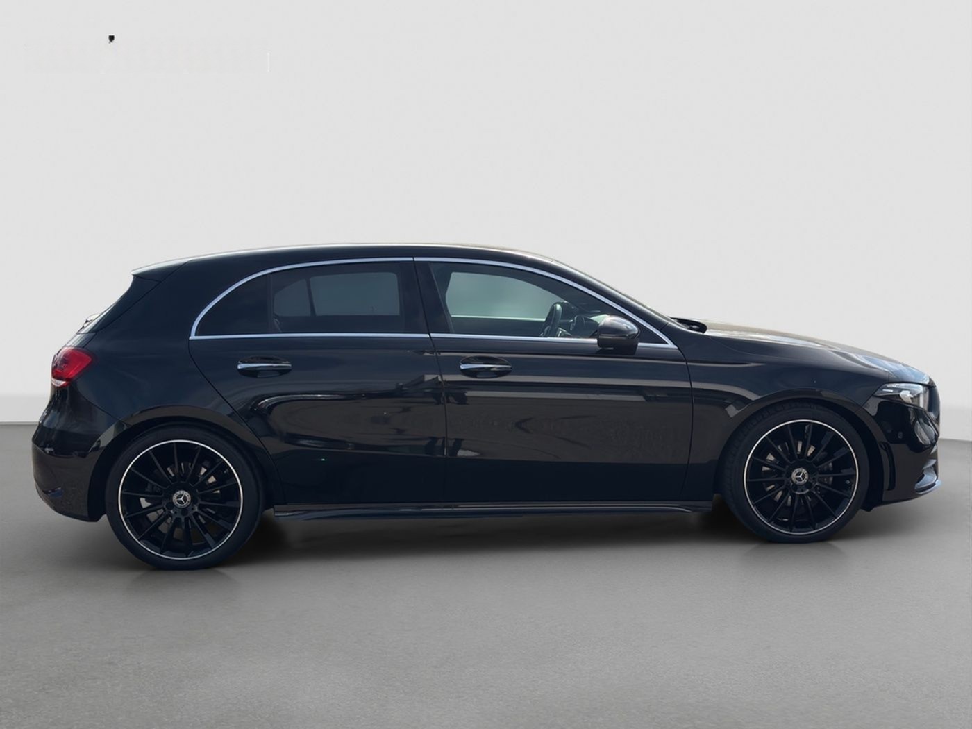 Mercedes-Benz A 200 *AMG-Line*AHK*Multibeam*Burmester*Keyless* foto 6