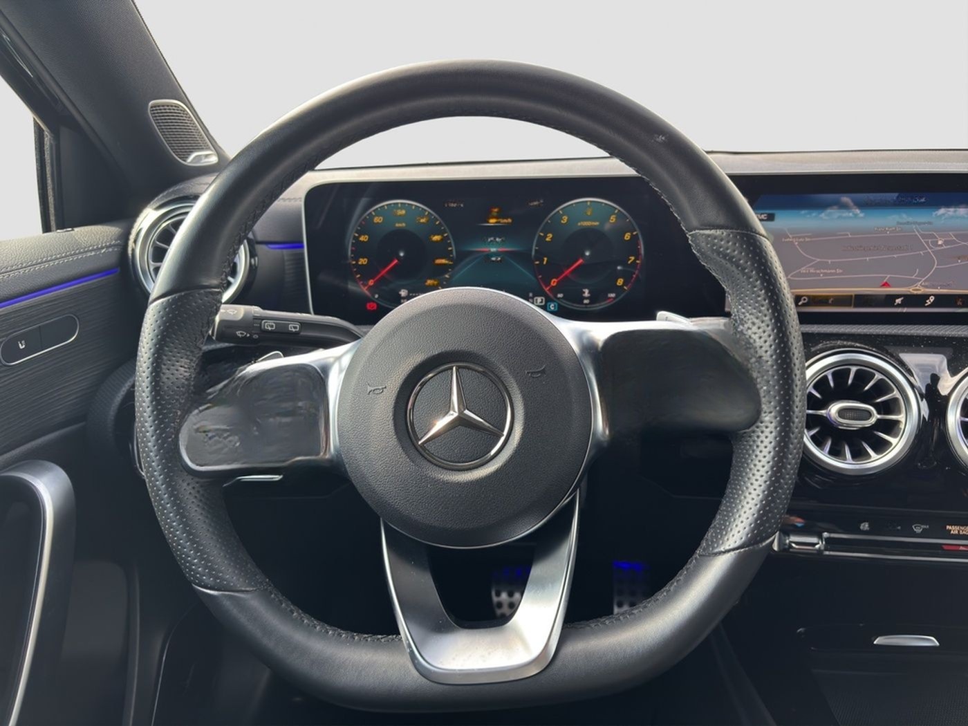 Mercedes-Benz A 200 *AMG-Line*AHK*Multibeam*Burmester*Keyless* foto 10