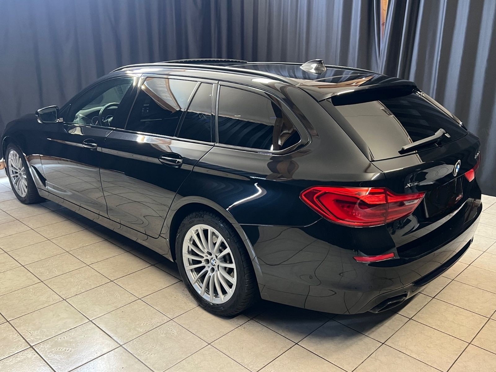BMW 540 i xDrive Sport Line |PANO|ACC|SOFT|LED|HUD| foto 2