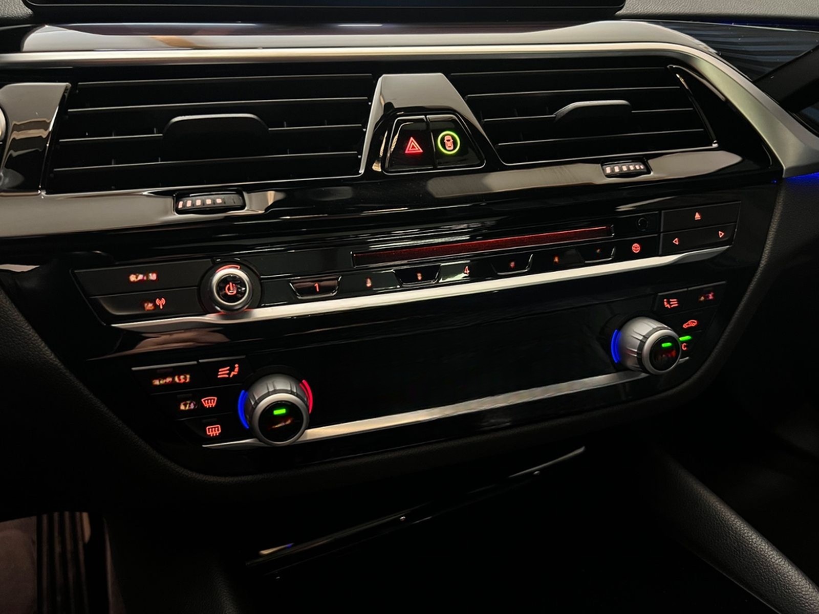 BMW 540 i xDrive Sport Line |PANO|ACC|SOFT|LED|HUD| foto 17