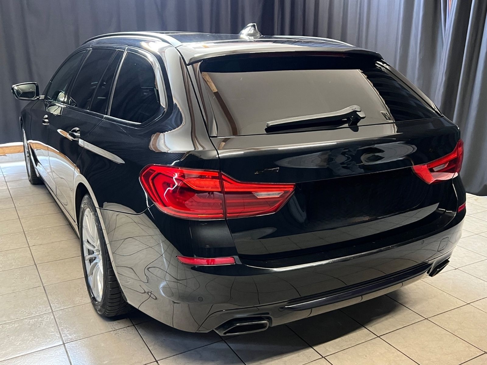 BMW 540 i xDrive Sport Line |PANO|ACC|SOFT|LED|HUD| foto 3