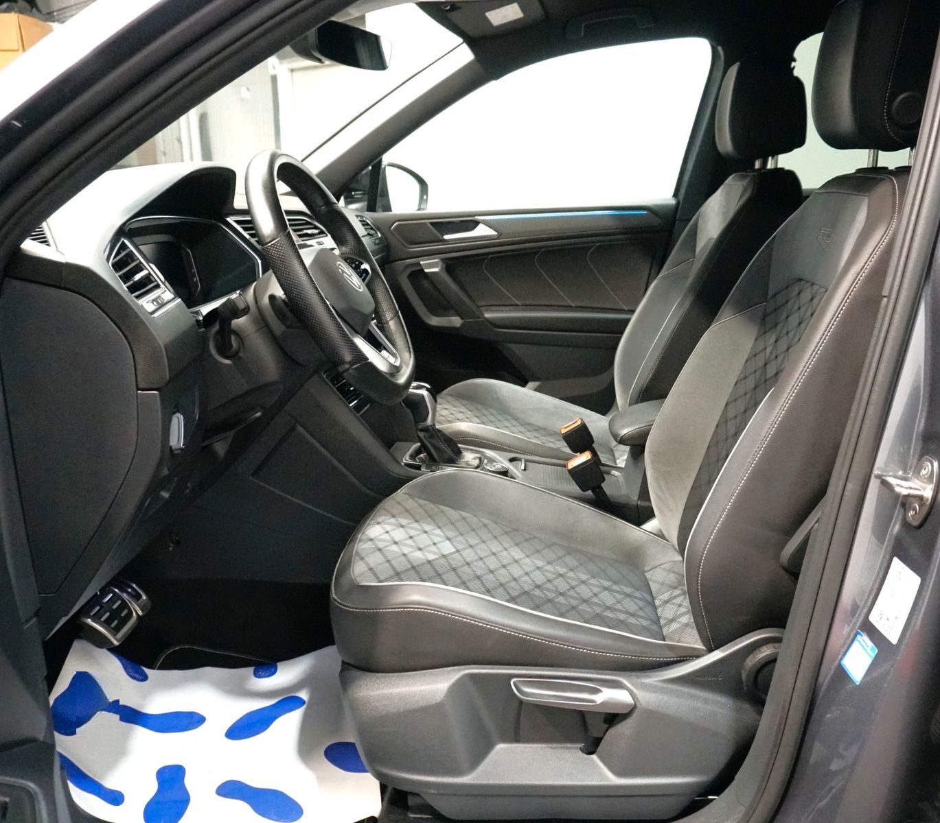 Volkswagen Tiguan Allspace R-Line 4Motion 2.0 TDI *IQ*KAMER foto 11