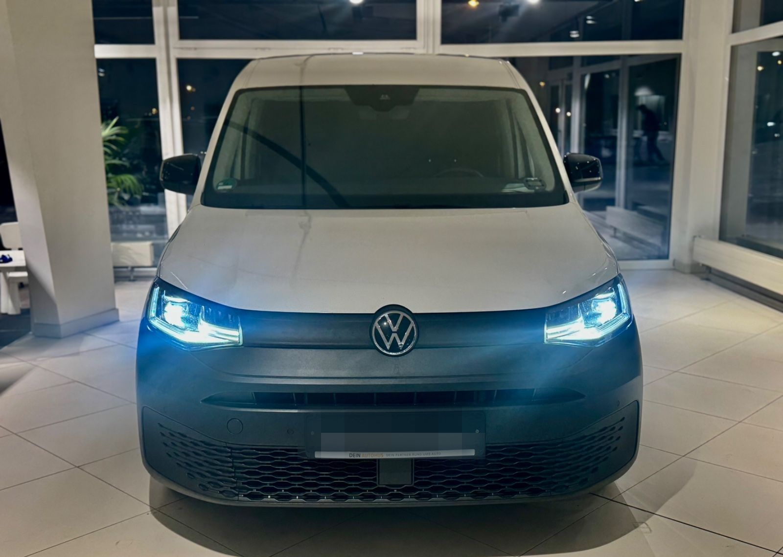 Volkswagen Caddy Maxi/Automatik/Navi/Kamera/Xenon/1.Hand foto 2