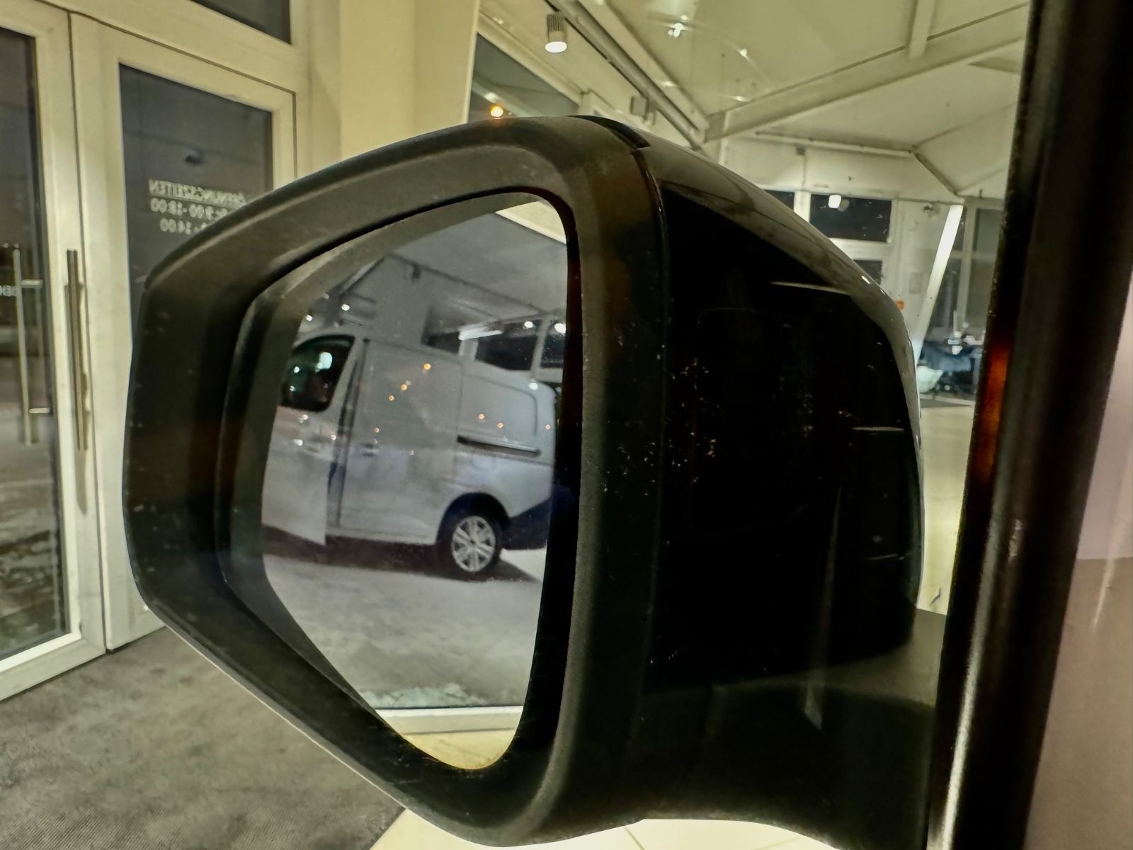 Volkswagen Caddy Maxi/Automatik/Navi/Kamera/Xenon/1.Hand foto 11