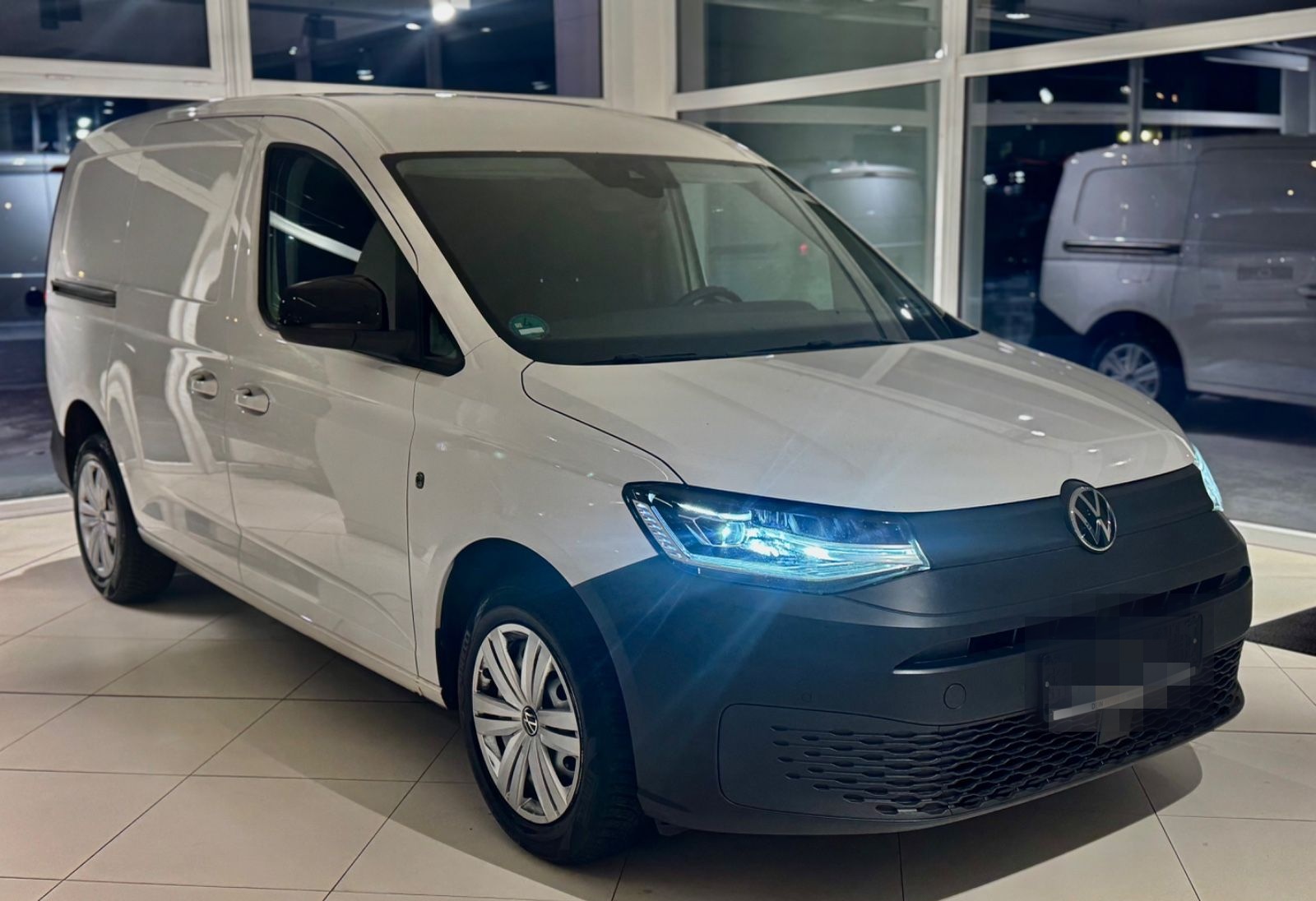 Volkswagen Caddy Maxi/Automatik/Navi/Kamera/Xenon/1.Hand foto 3