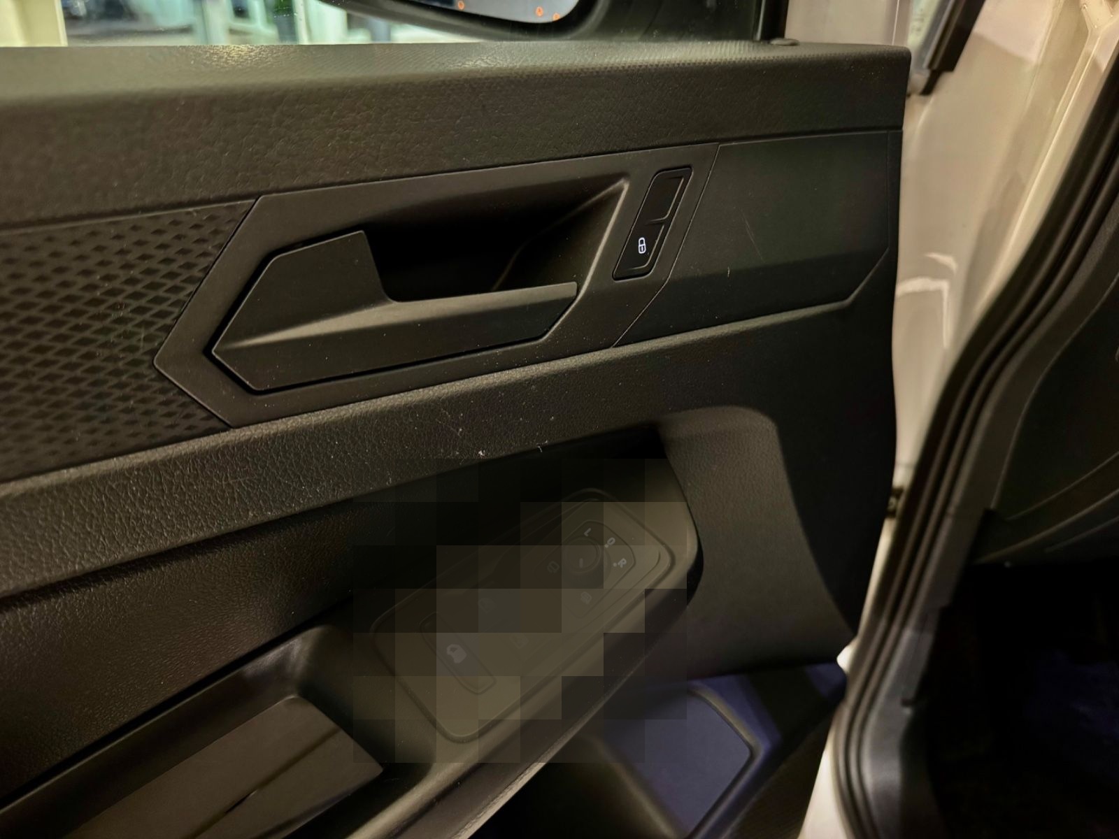 Volkswagen Caddy Maxi/Automatik/Navi/Kamera/Xenon/1.Hand foto 25