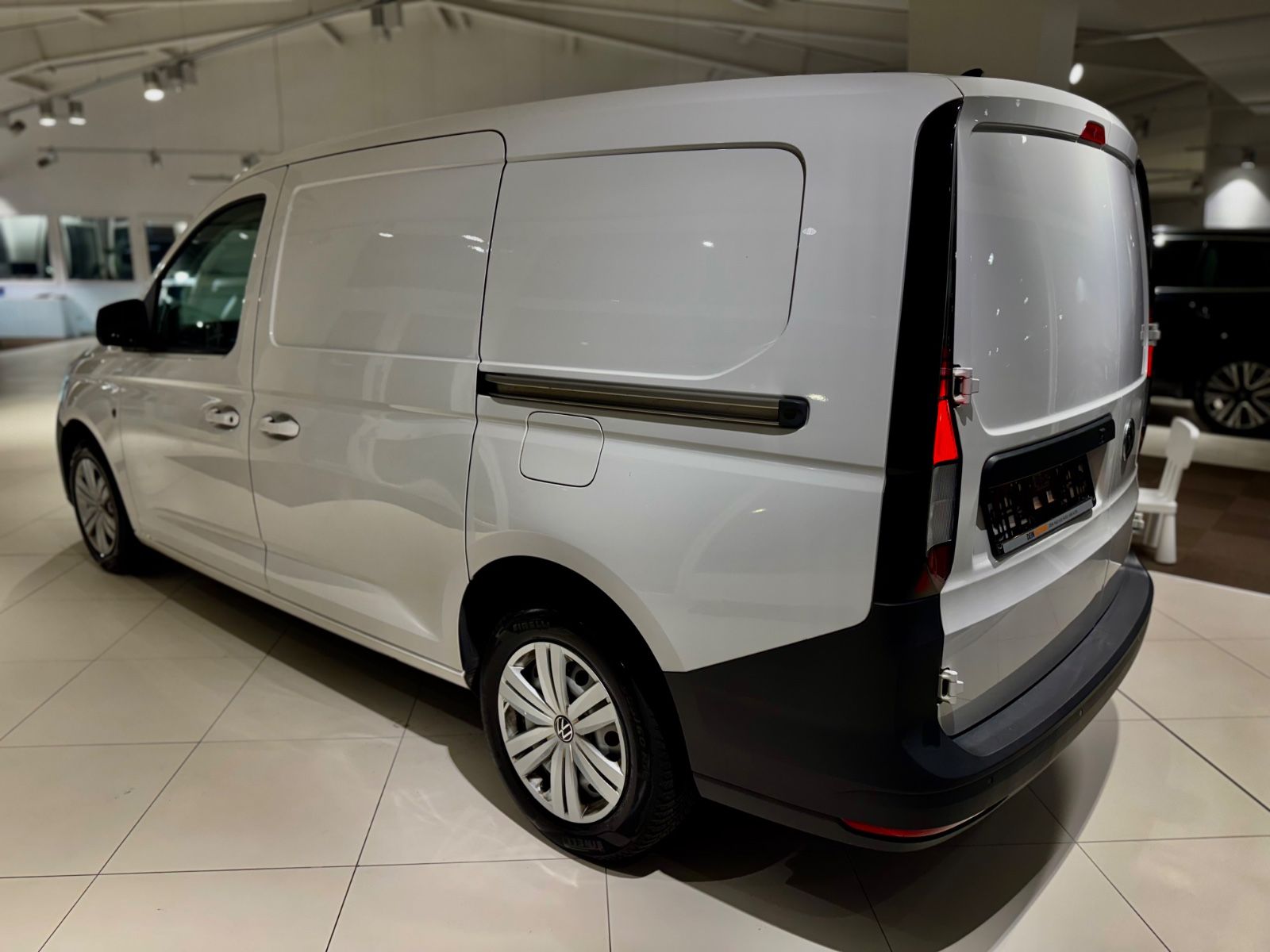 Volkswagen Caddy Maxi/Automatik/Navi/Kamera/Xenon/1.Hand foto 5