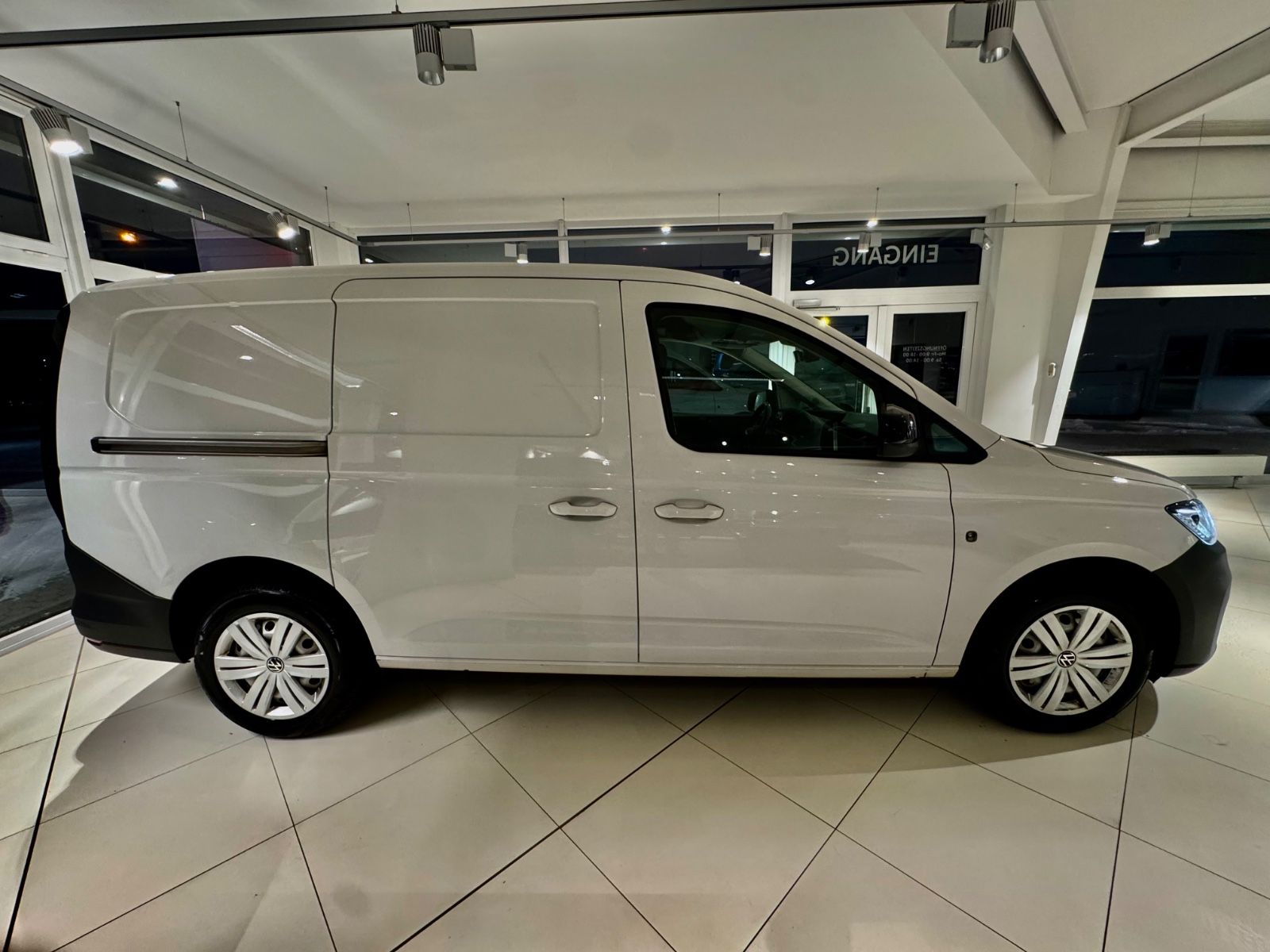Volkswagen Caddy Maxi/Automatik/Navi/Kamera/Xenon/1.Hand foto 6