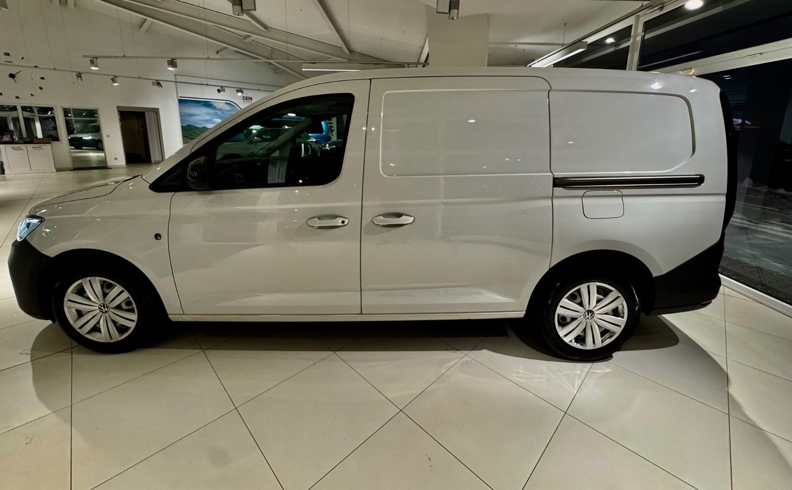 Volkswagen Caddy Maxi/Automatik/Navi/Kamera/Xenon/1.Hand foto 7