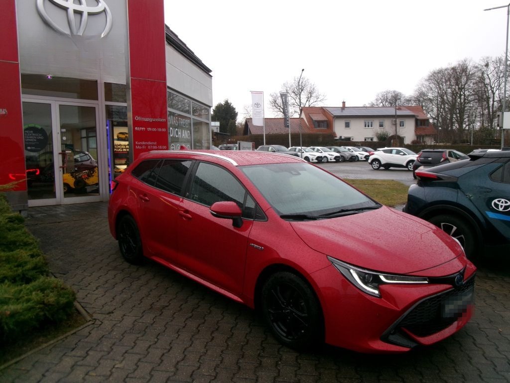 Toyota Corolla 2.0 Hybrid TS Team D  +TPKT+TWW+ foto 3