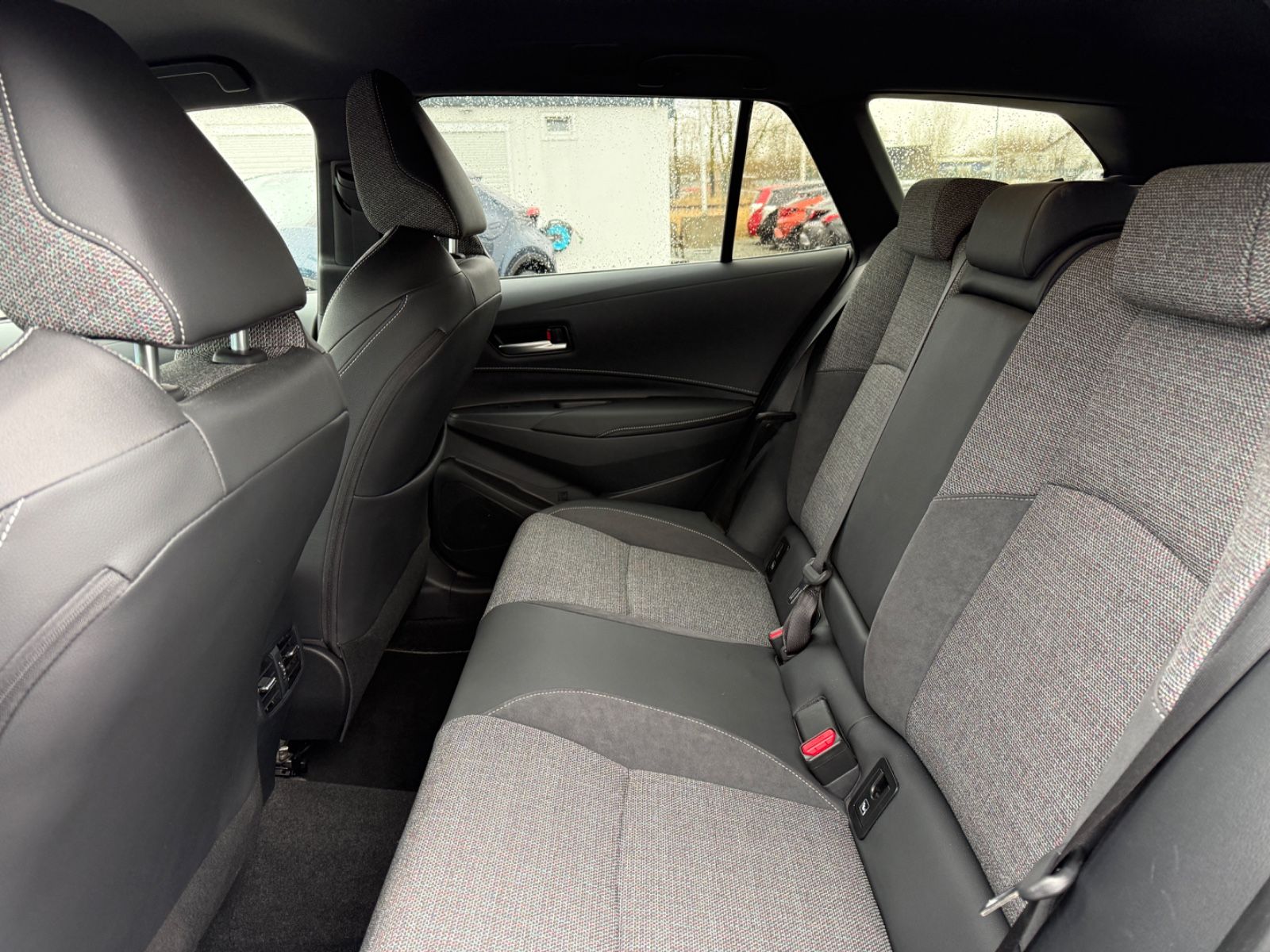 Toyota Corolla Touring Sports Hybrid Style foto 13