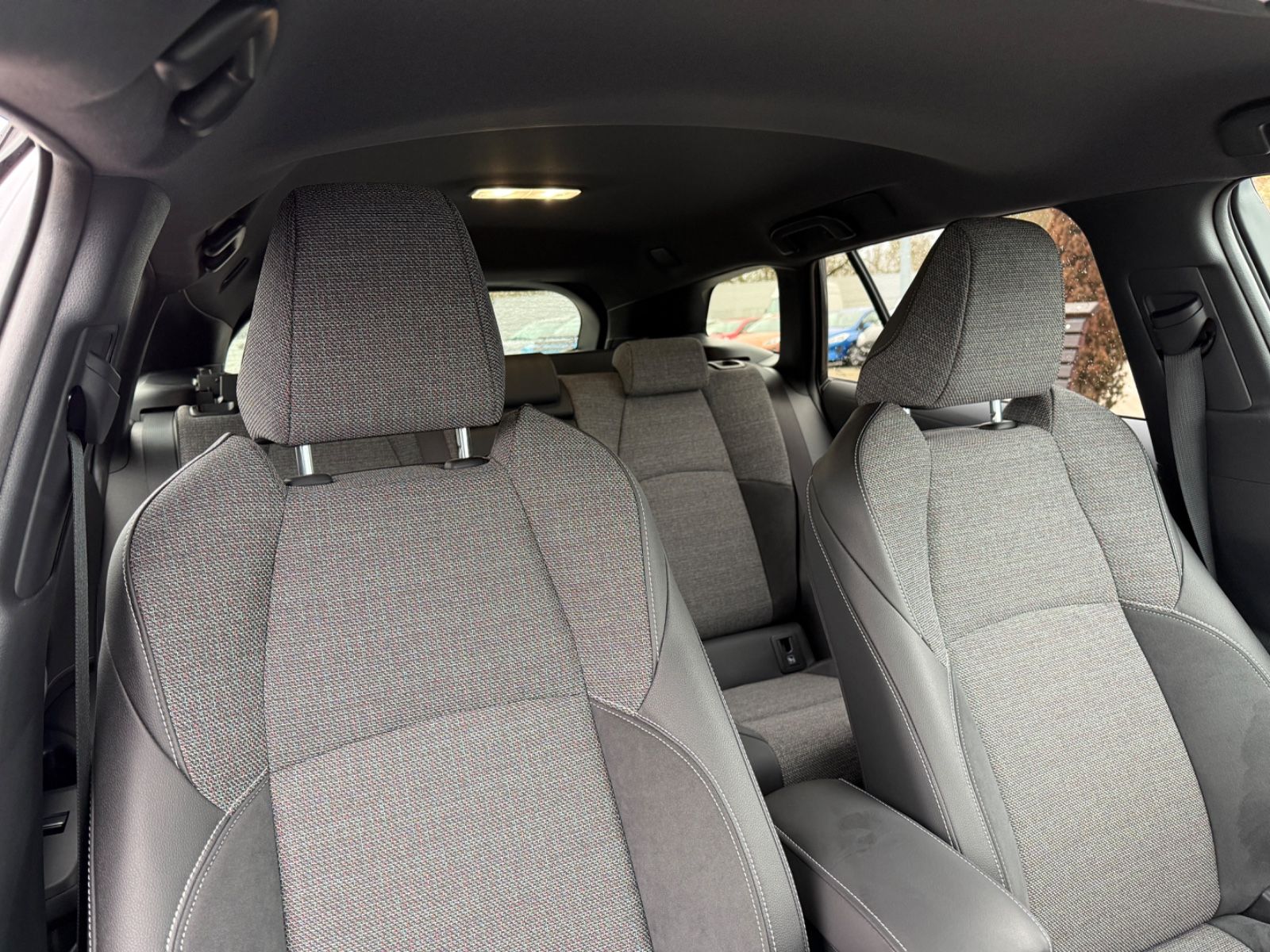 Toyota Corolla Touring Sports Hybrid Style foto 18