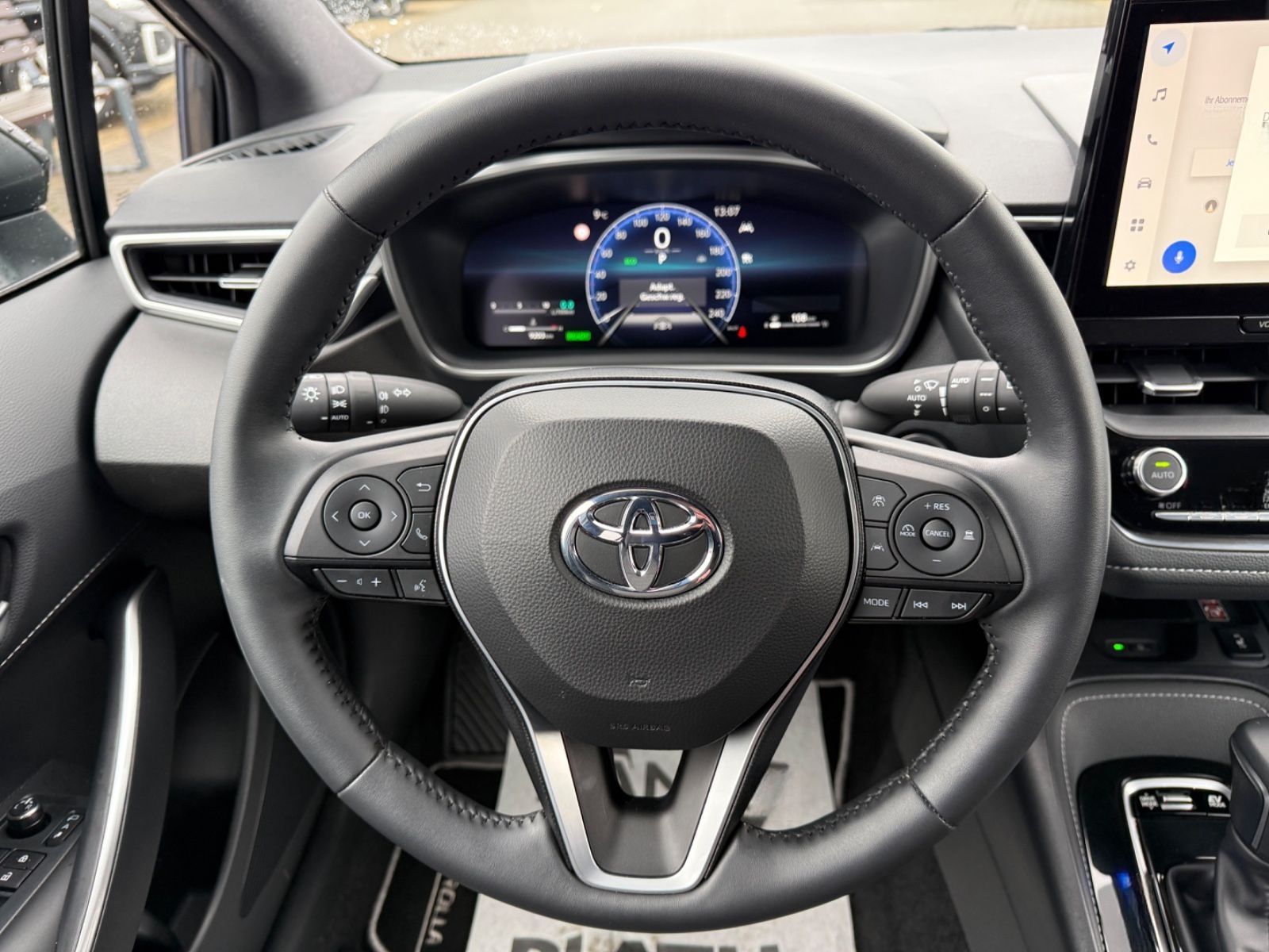 Toyota Corolla Touring Sports Hybrid Style foto 22