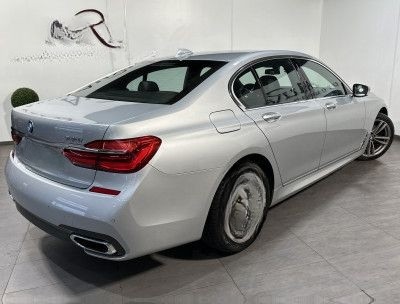 BMW 740i M-Sport NAV+LED+SHZ+HiFi+KAMERA+2Hd+WLAN+PP foto 4