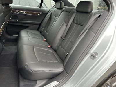 BMW 740i M-Sport NAV+LED+SHZ+HiFi+KAMERA+2Hd+WLAN+PP foto 10
