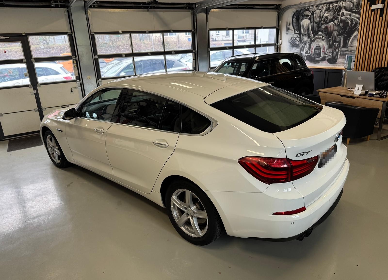 BMW 530D GT 3.0 BI-XENON LEDER KAMERA foto 11