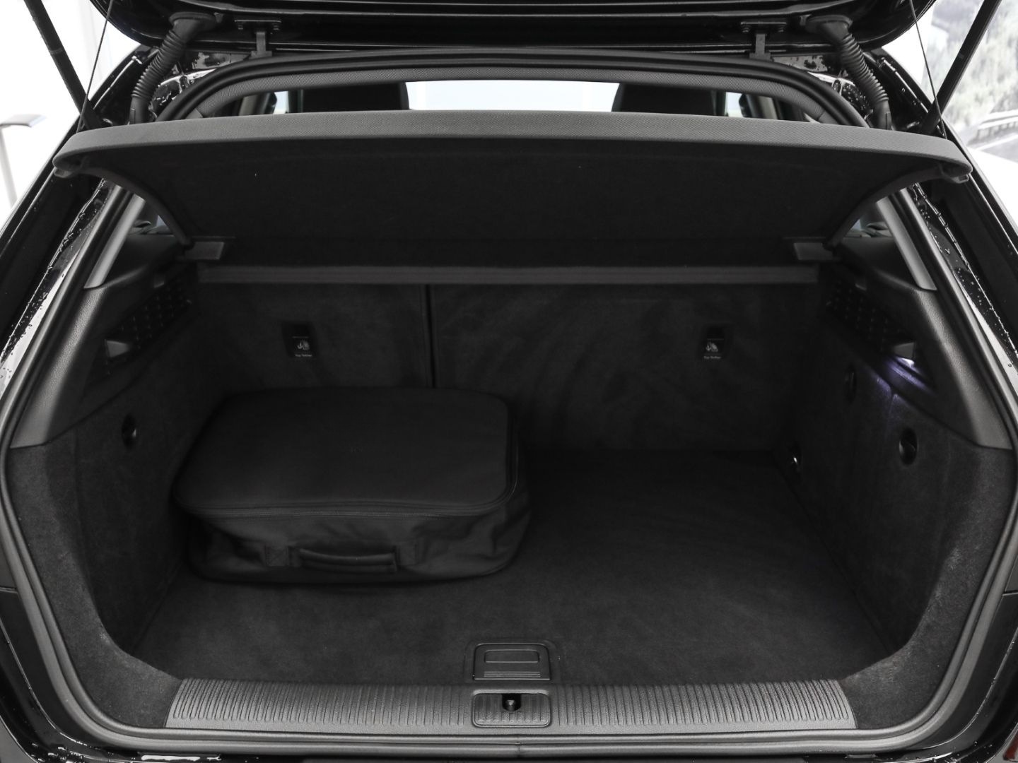 Audi A3 Sportback 40 TFSI e-tron Sport Navi LED Virt. foto 18