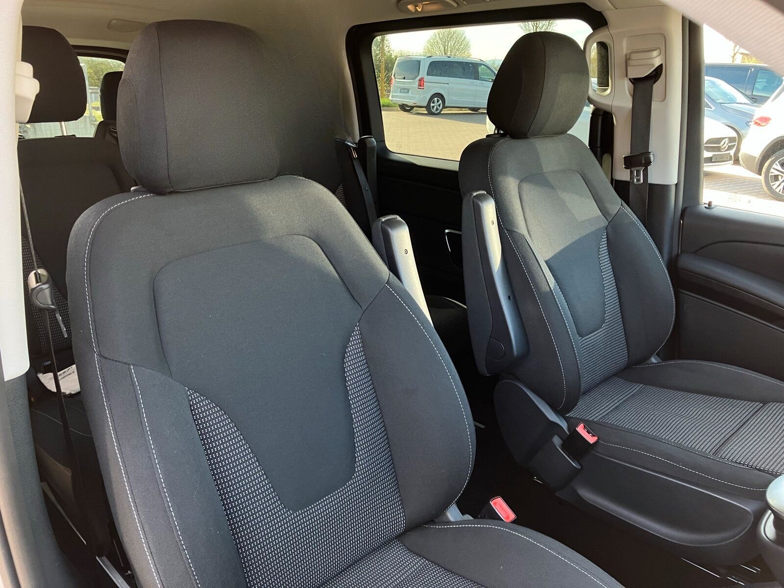 Mercedes-Benz V 300 d 4MATIC EDITION L LED BURM STANDH AHK 2,5 foto 7