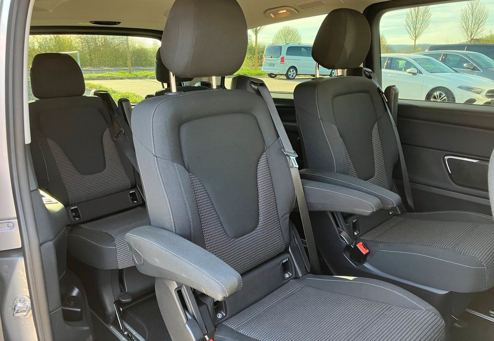 Mercedes-Benz V 300 d 4MATIC EDITION L LED BURM STANDH AHK 2,5 foto 8
