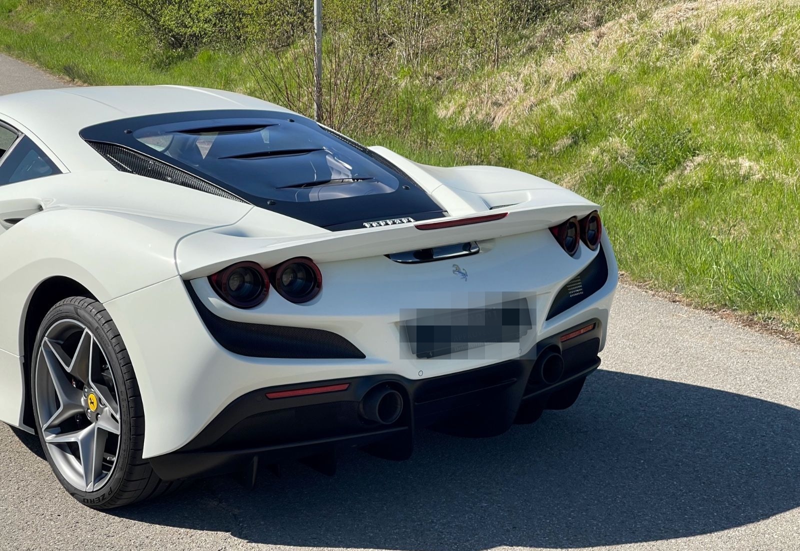 Ferrari F8 Tributo*1.HAND*LIFT*RACINGSITZE*NW-Garantie* foto 16