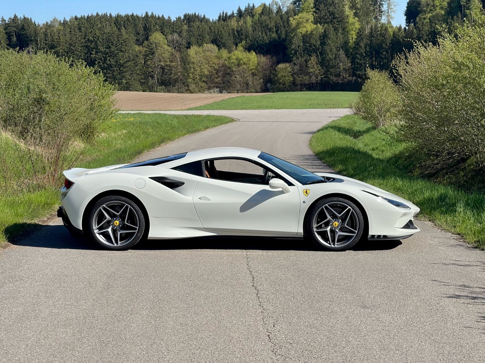 Ferrari F8 Tributo*1.HAND*LIFT*RACINGSITZE*NW-Garantie* foto 3