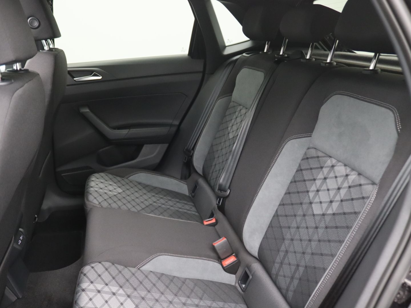 Volkswagen Polo VI R-Line LED Pano Kamera Keyless Dig. Cock foto 11